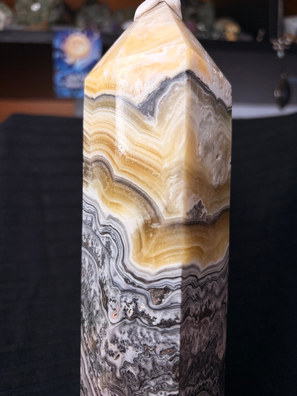 Dendritic Banded Calcite Tower