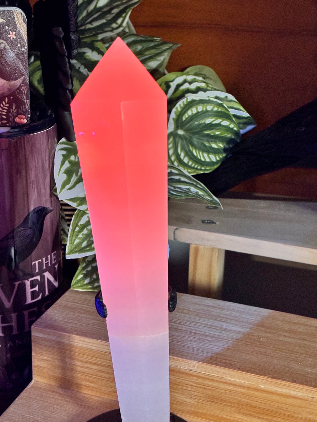 Mangano Calcite Wand w/Stand
