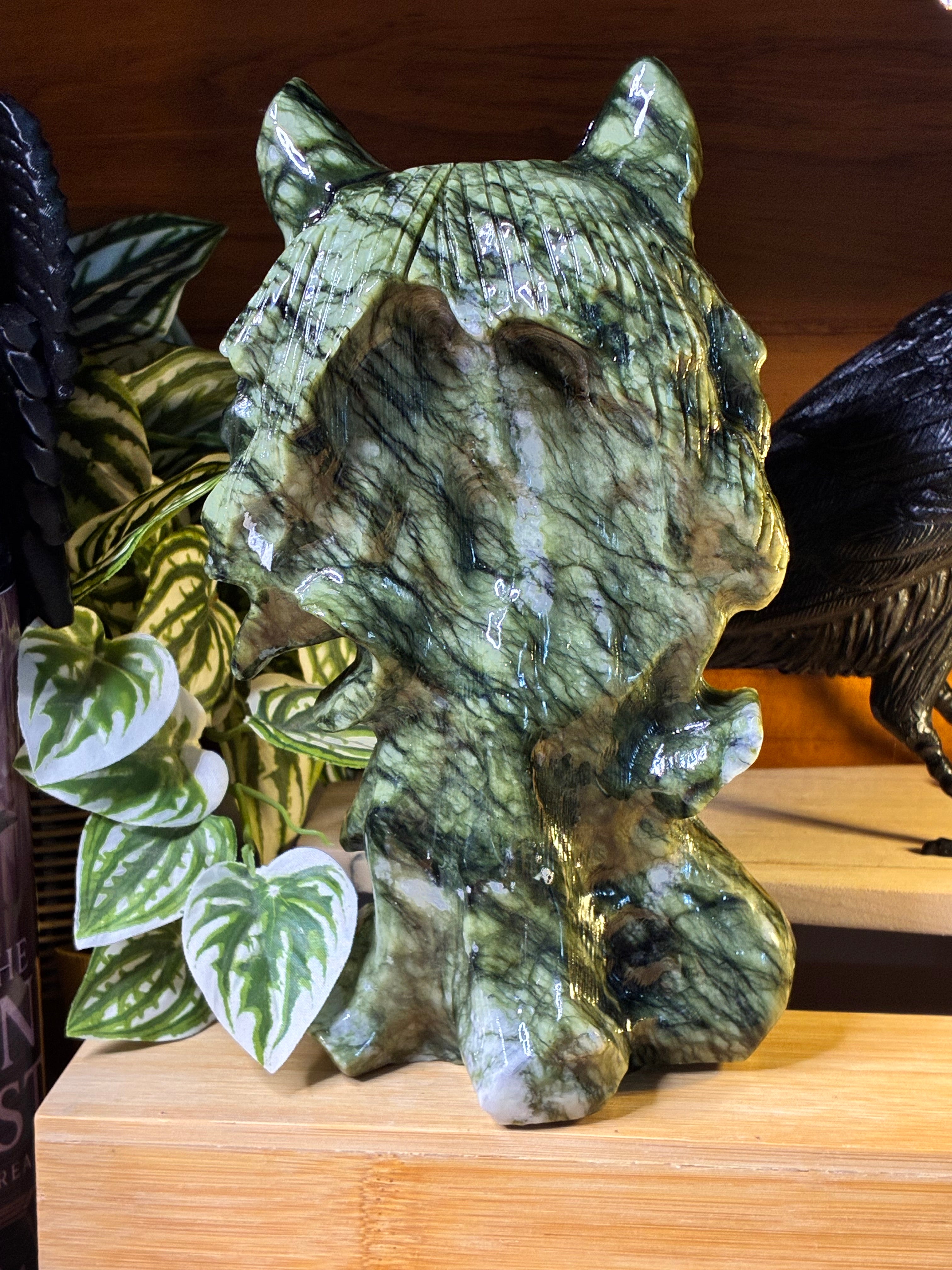 Green Jade Wolf Head Carving