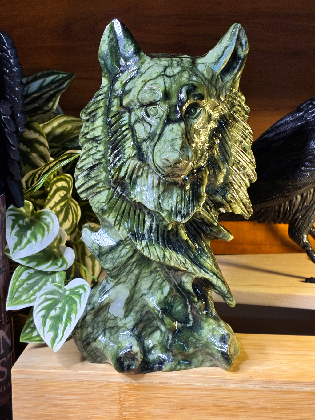 Green Jade Wolf Head Carving