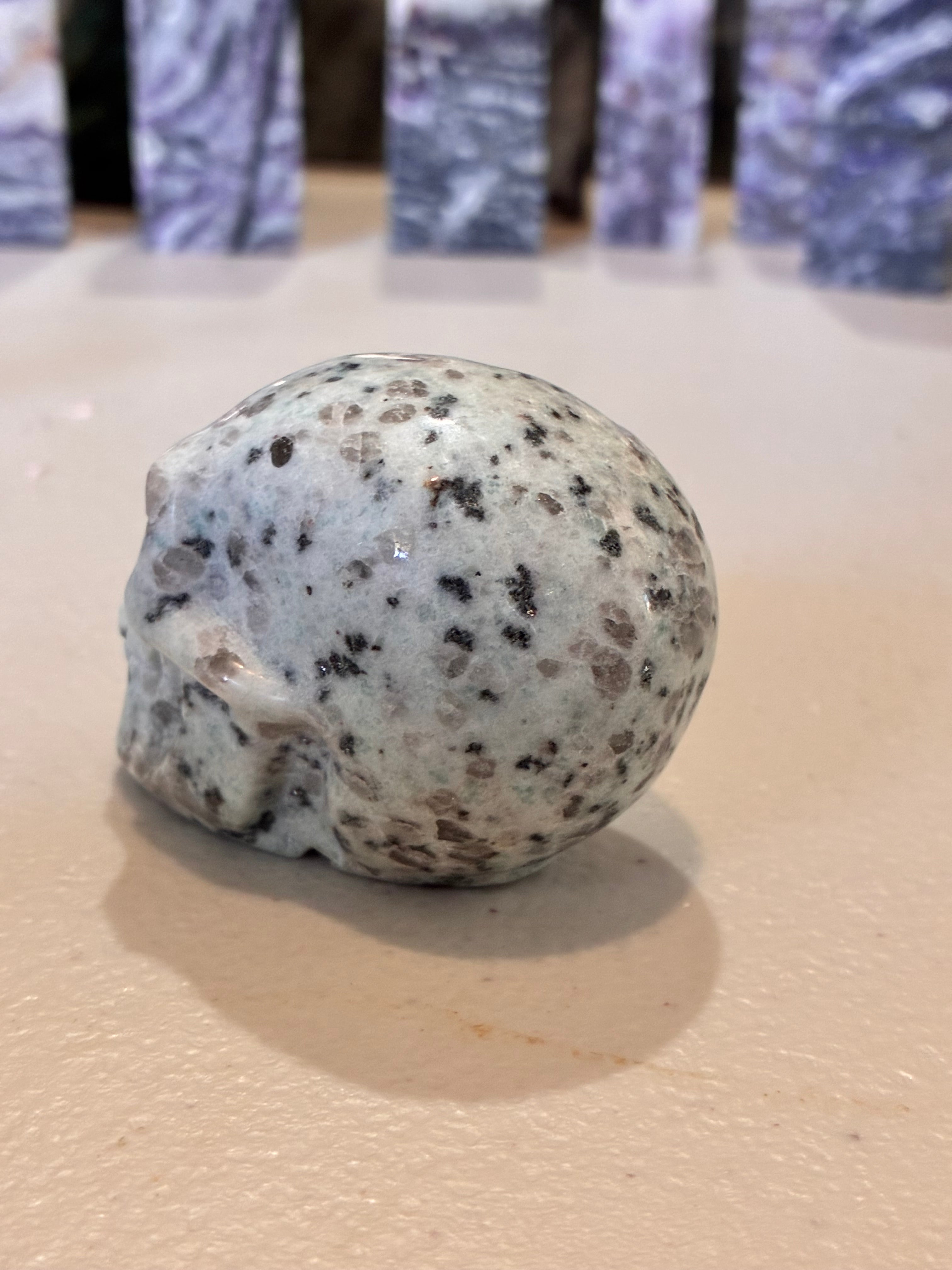 Kiwi Jasper Skulls
