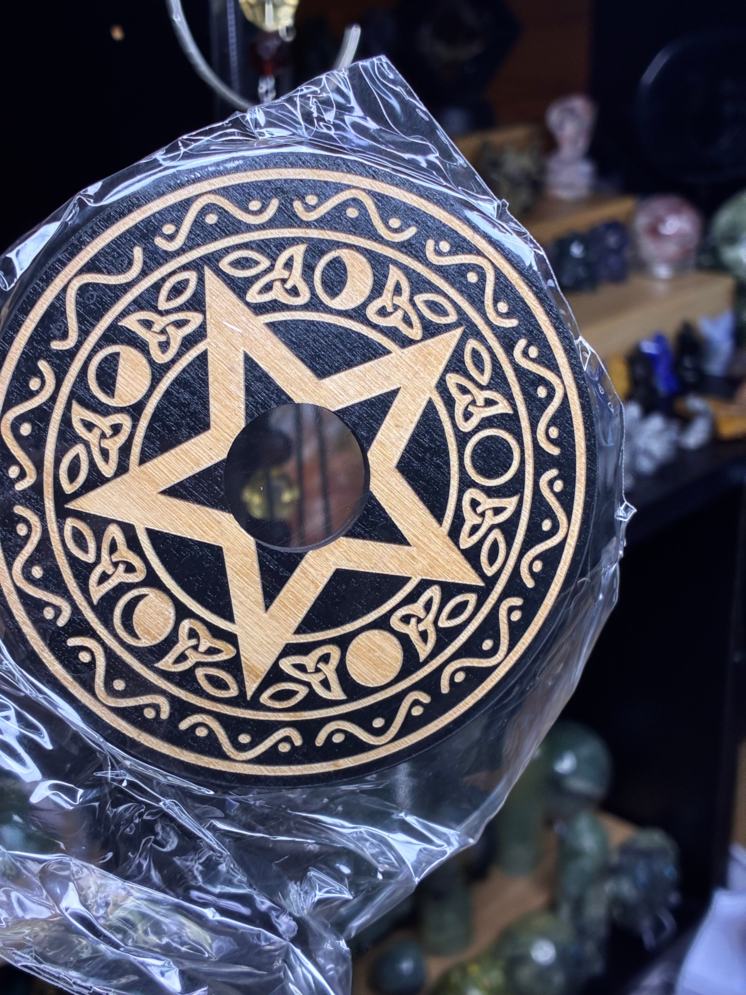 Round Wooden Sphere Stand