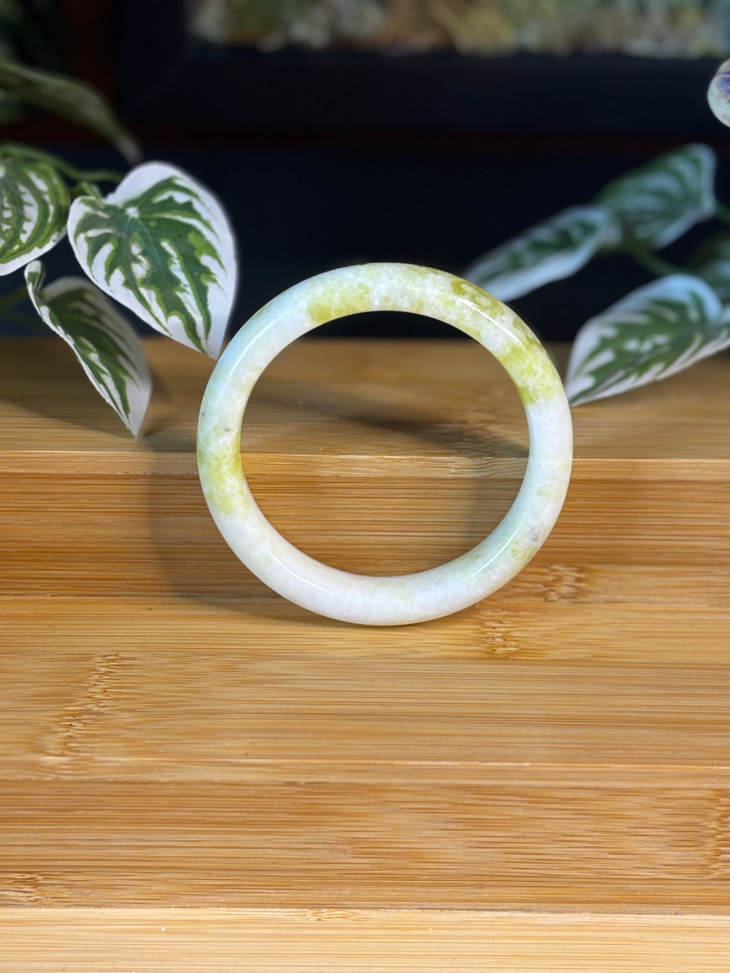 Solid Jade Bangel