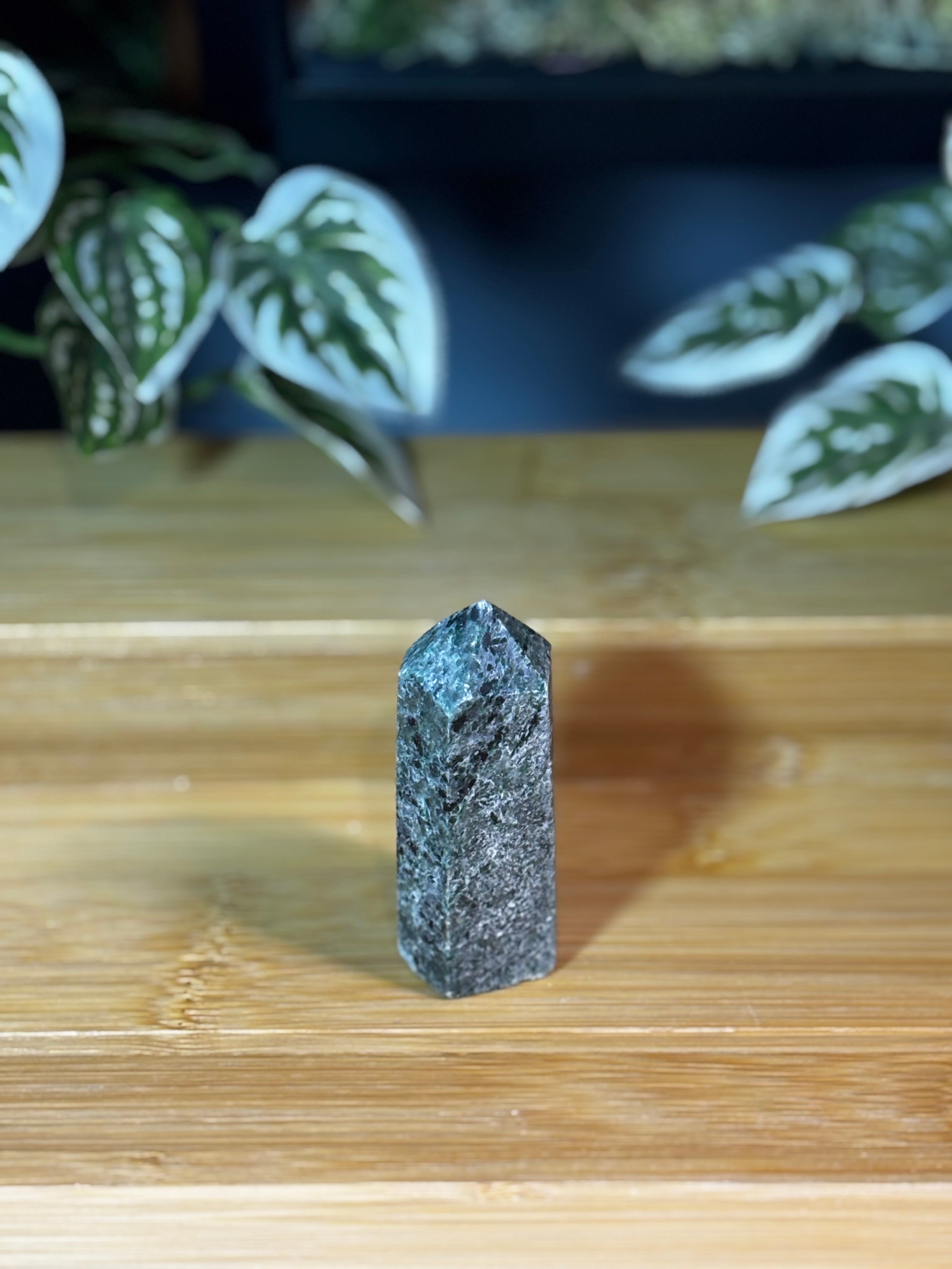 Green Kyanite Point 2