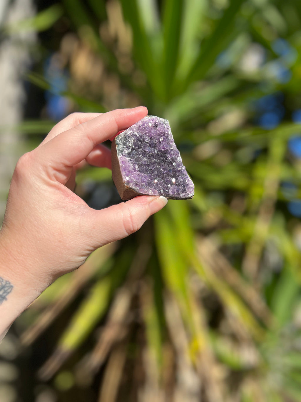 Amethyst Mini Cave Cut Base