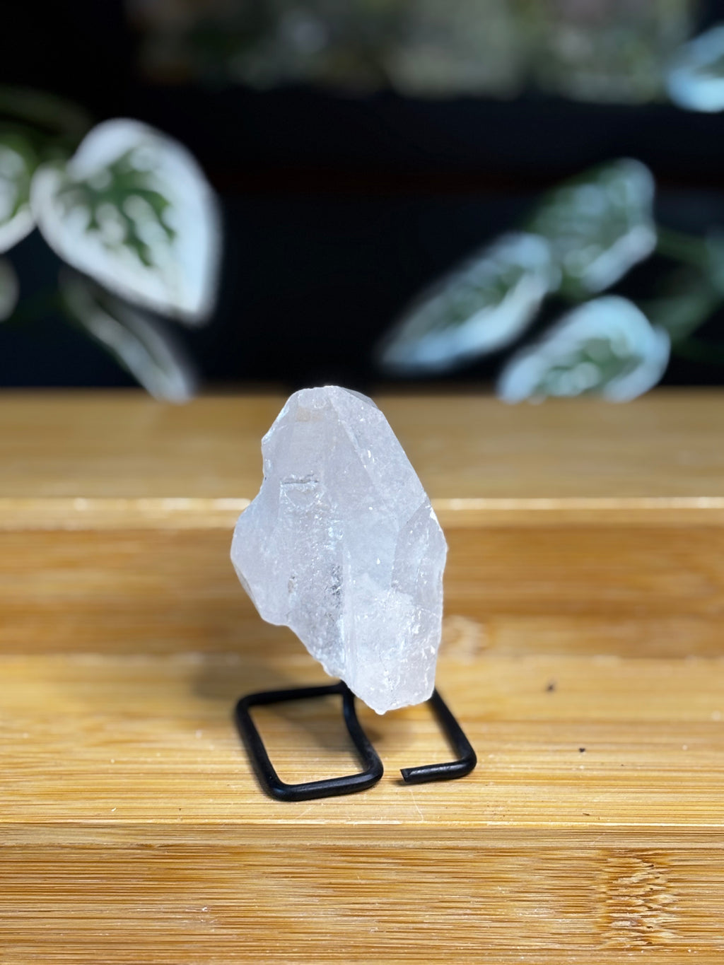 Quartz on stand