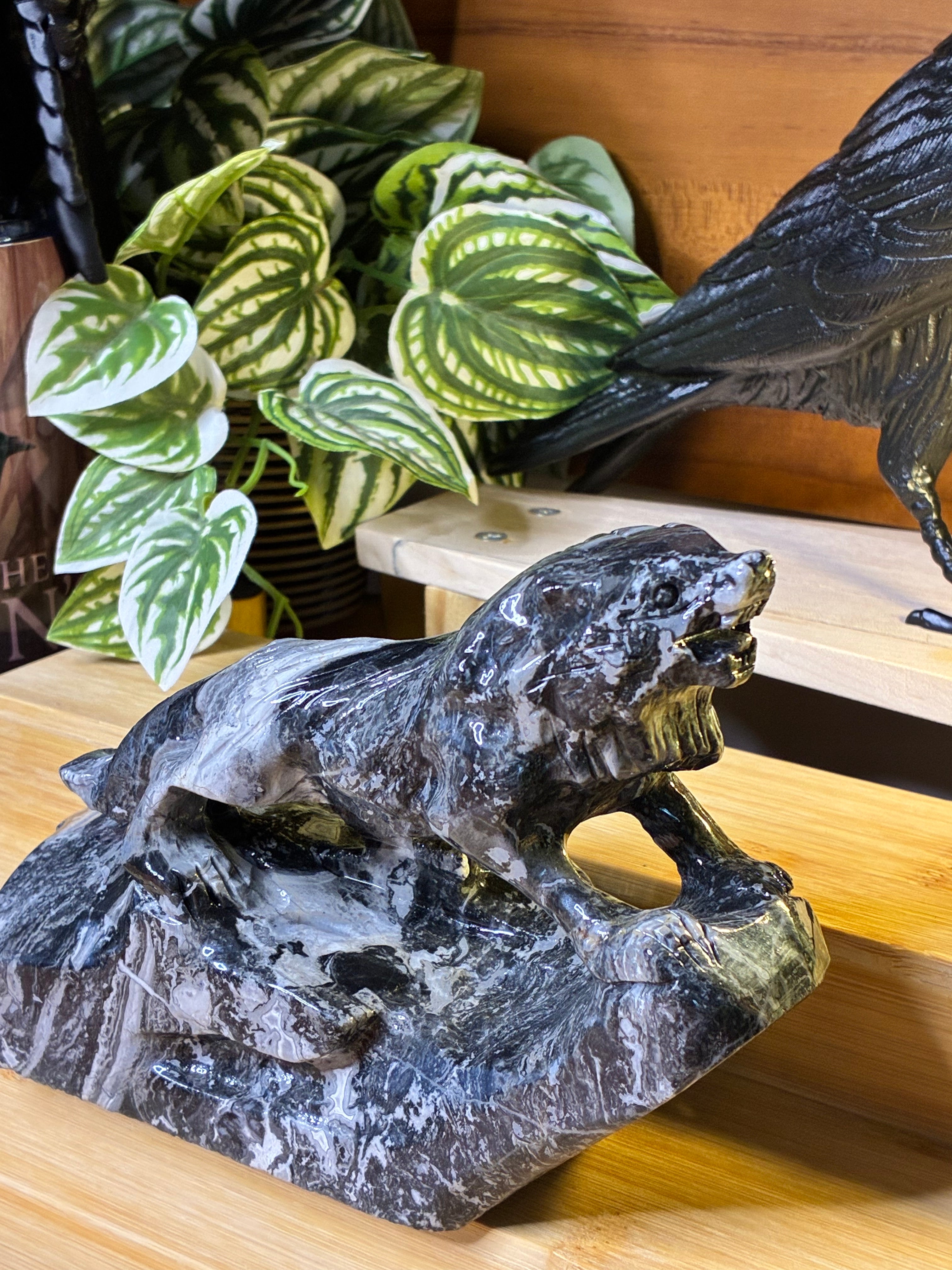 Picasso Jasper Wolf Carving