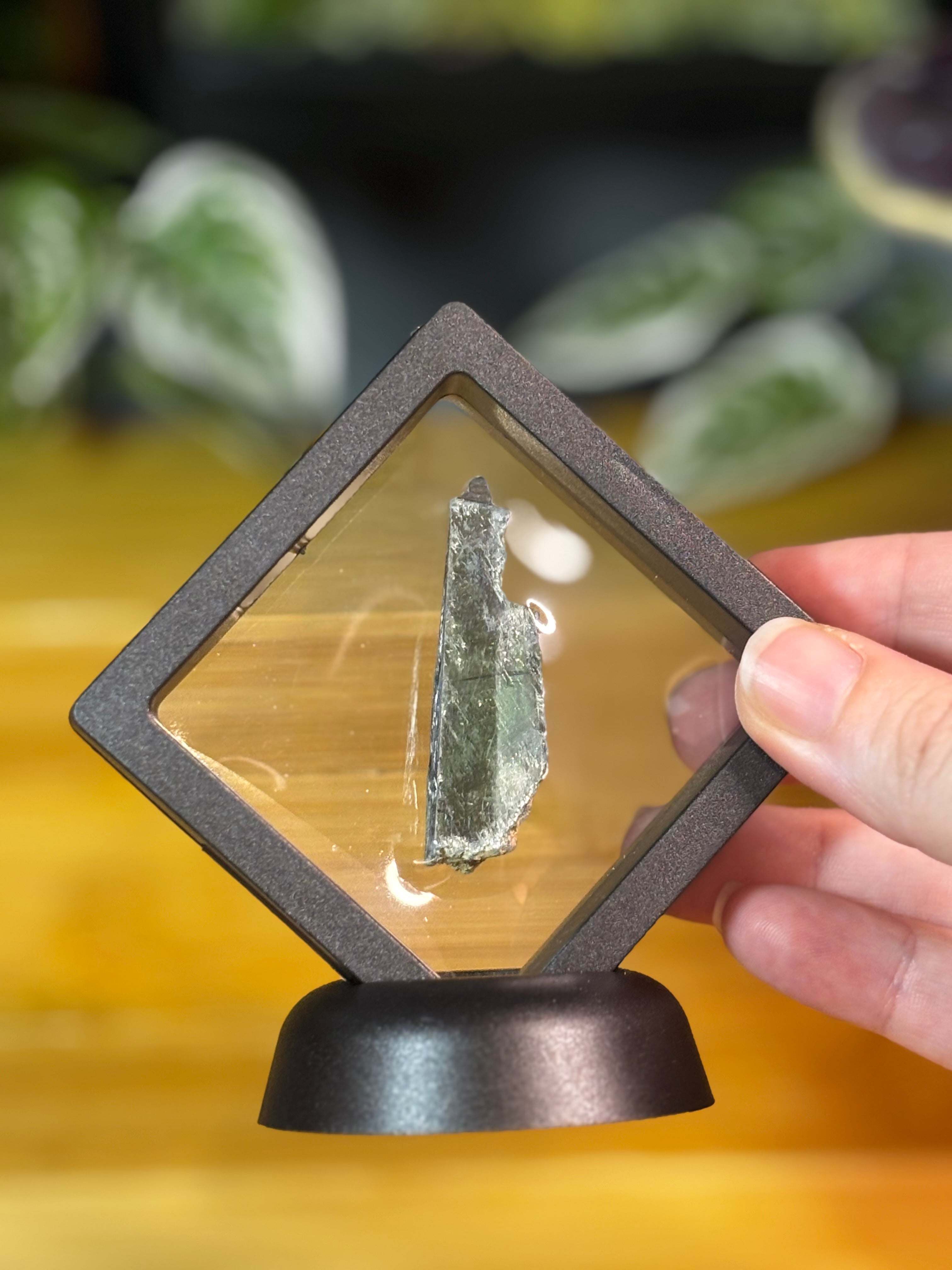 Vivianite 1