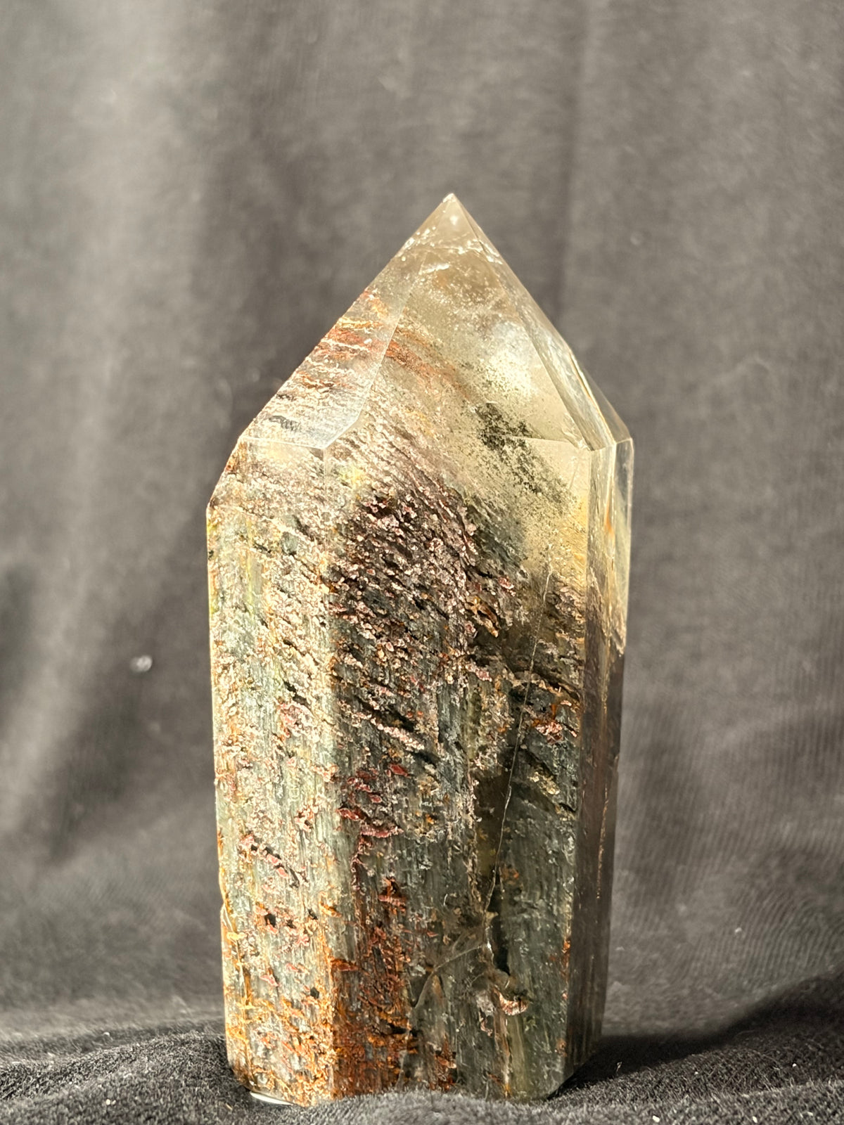 Thousand Layers Garden Quartz Point
