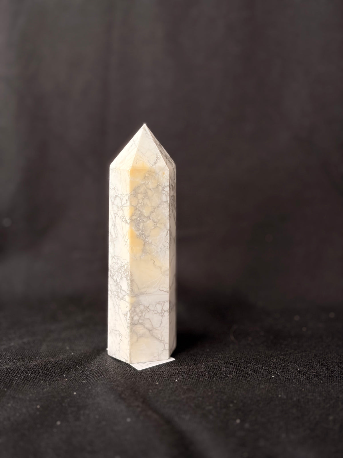 Howlite Point 2