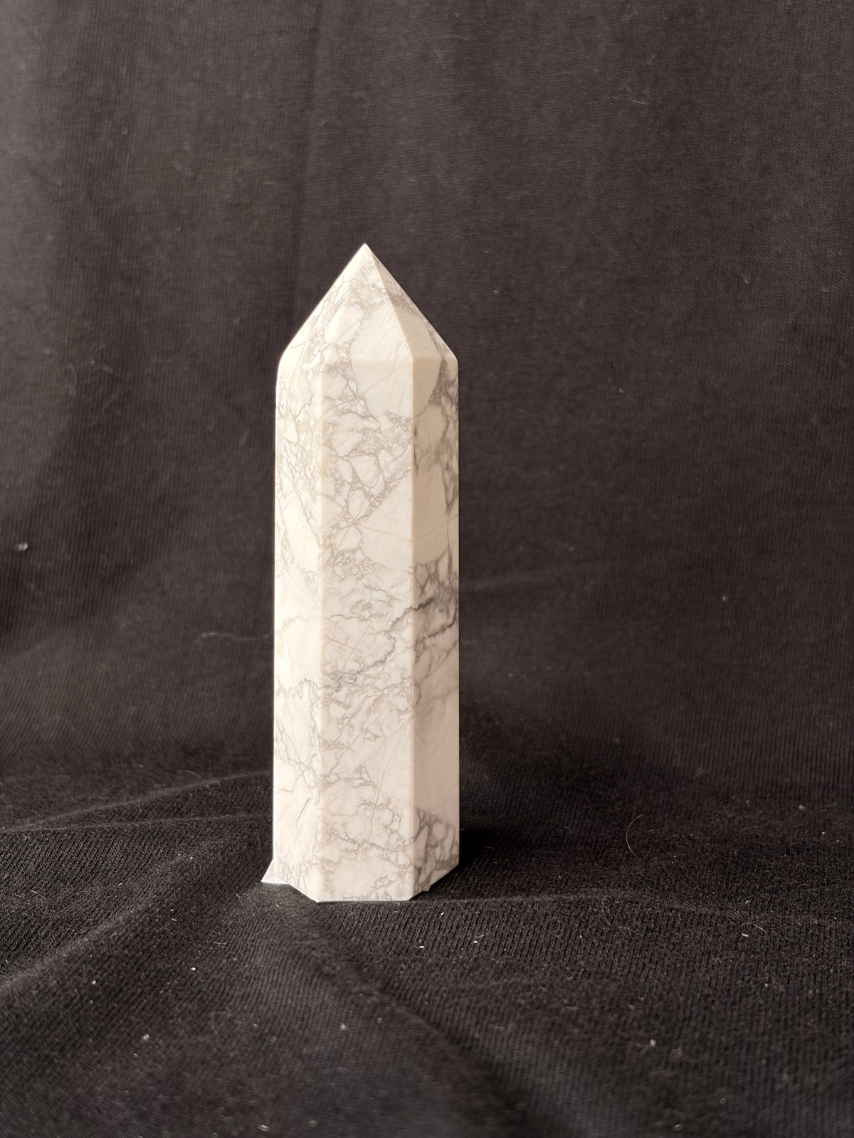 Howlite Point 2