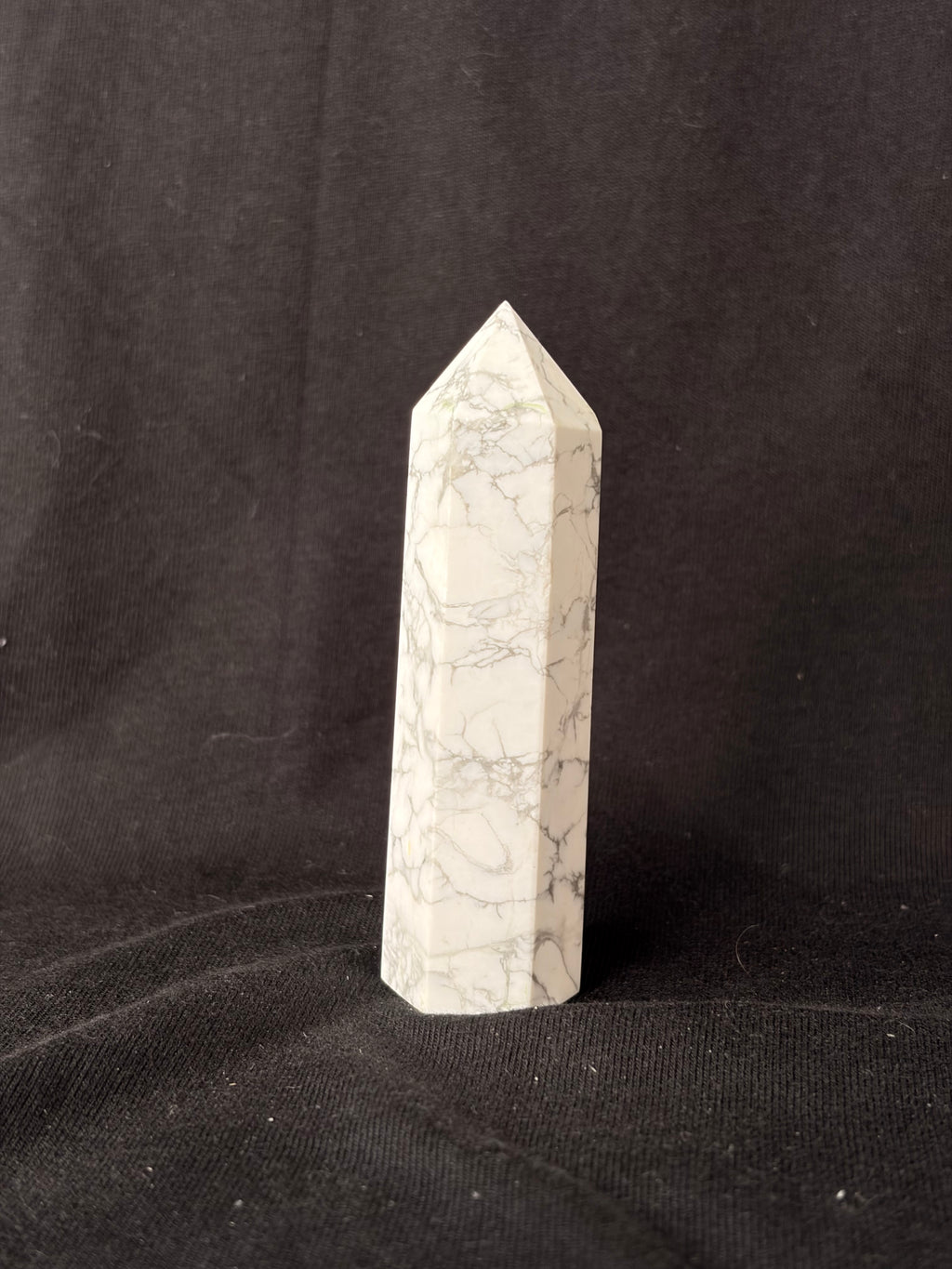 Howlite Point 3