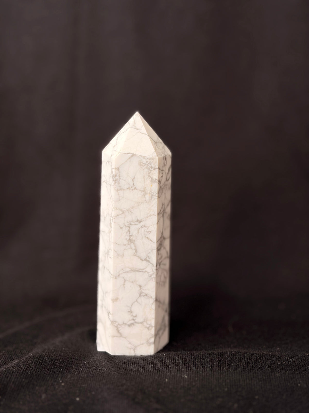 Howlite Point 3