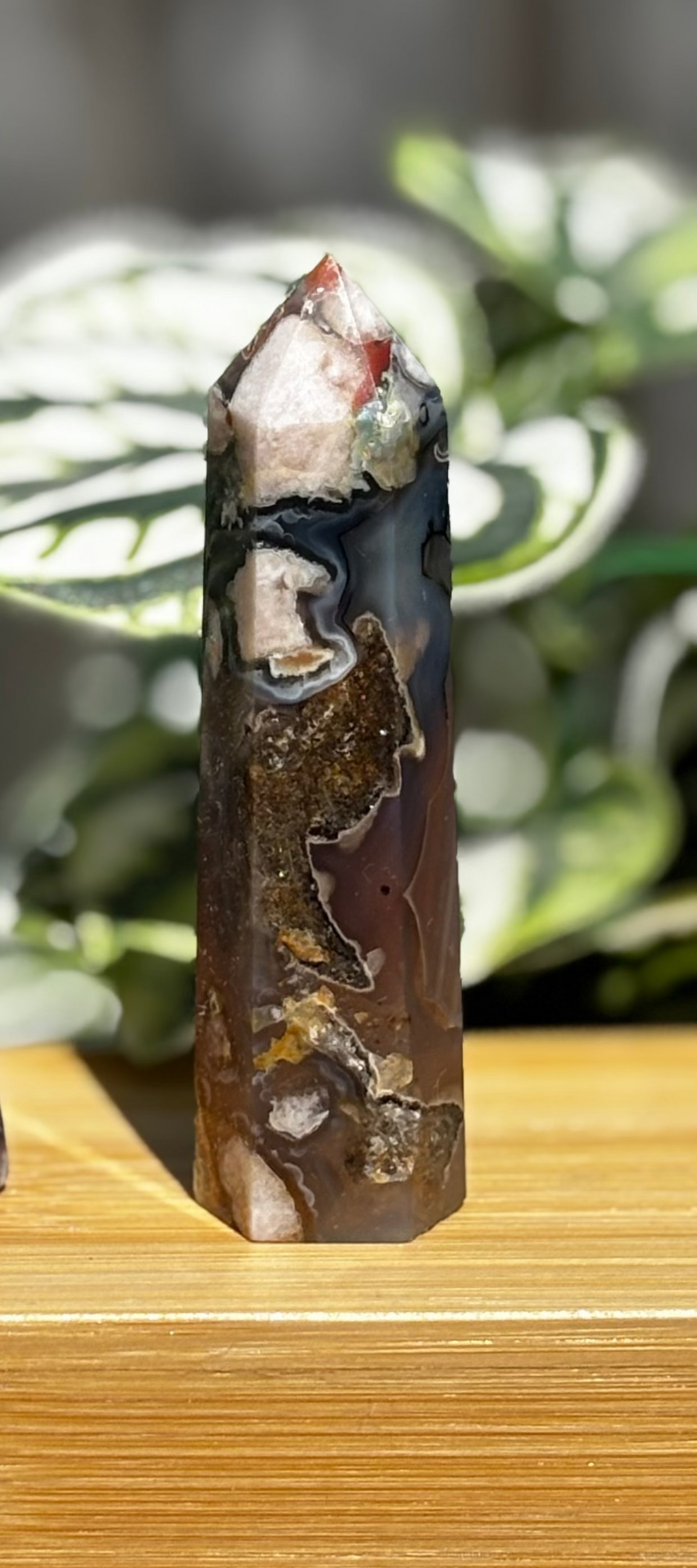 Flower Agate Point with Carnelian