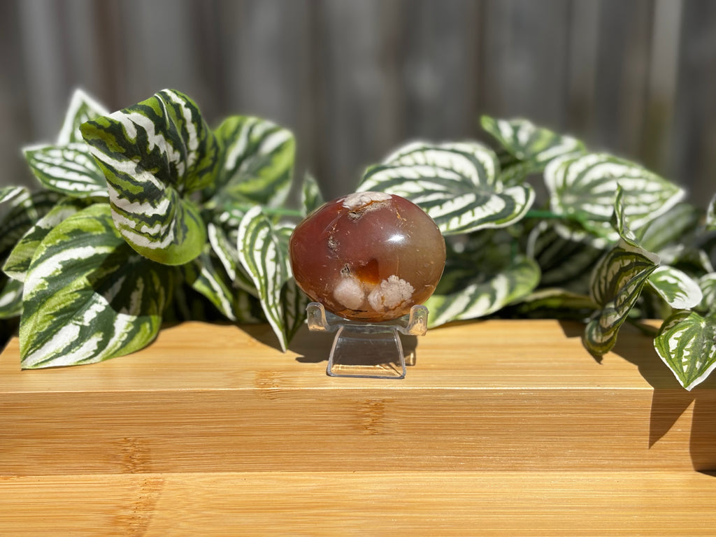 Carnelian Flower Agate Palm Stone
