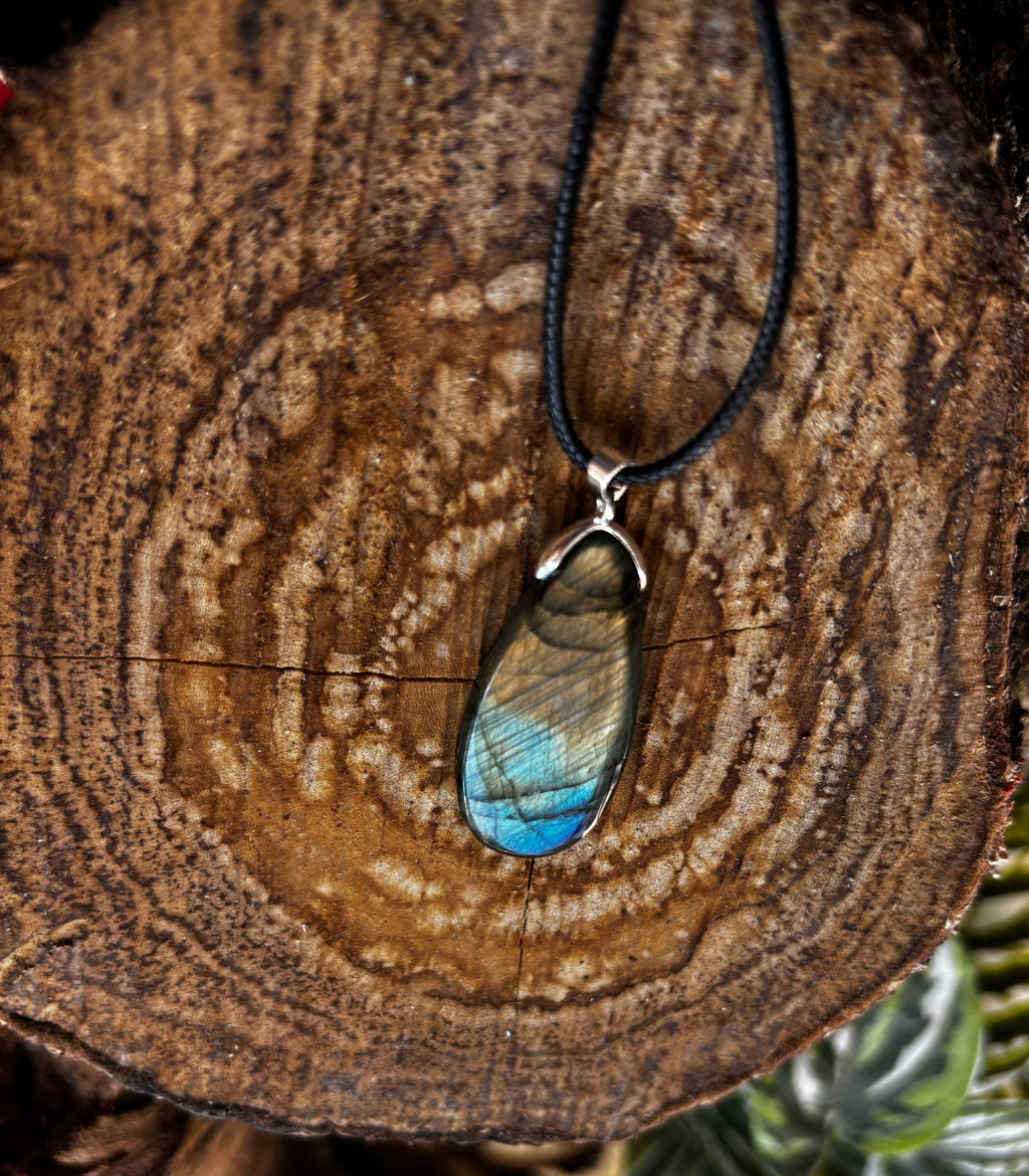 Labradorite Pendant 1