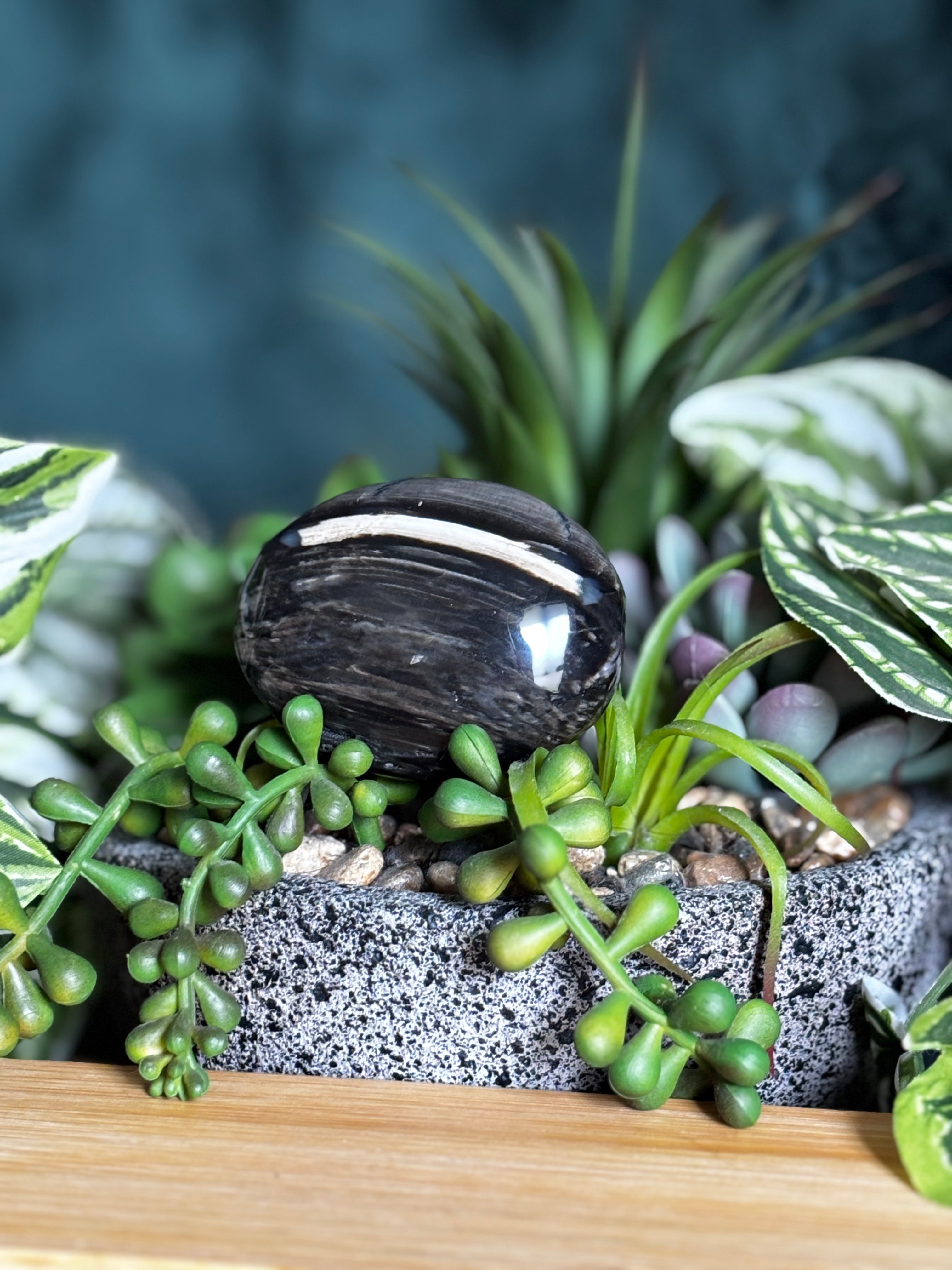 Hypersthene Palm Stone