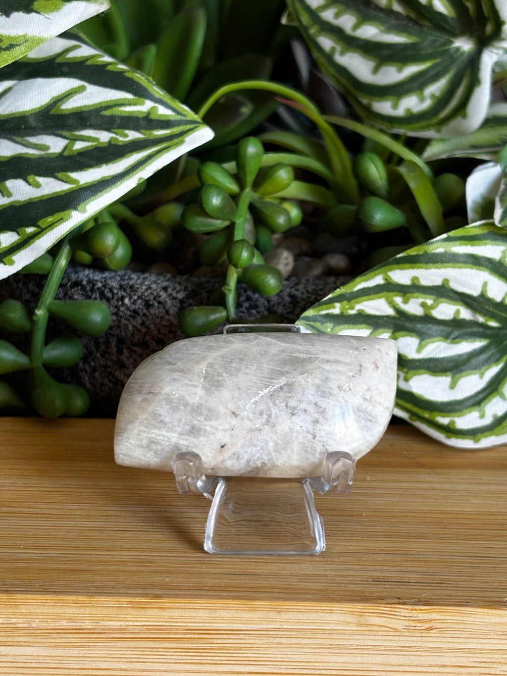 Moonstone Palm Stone