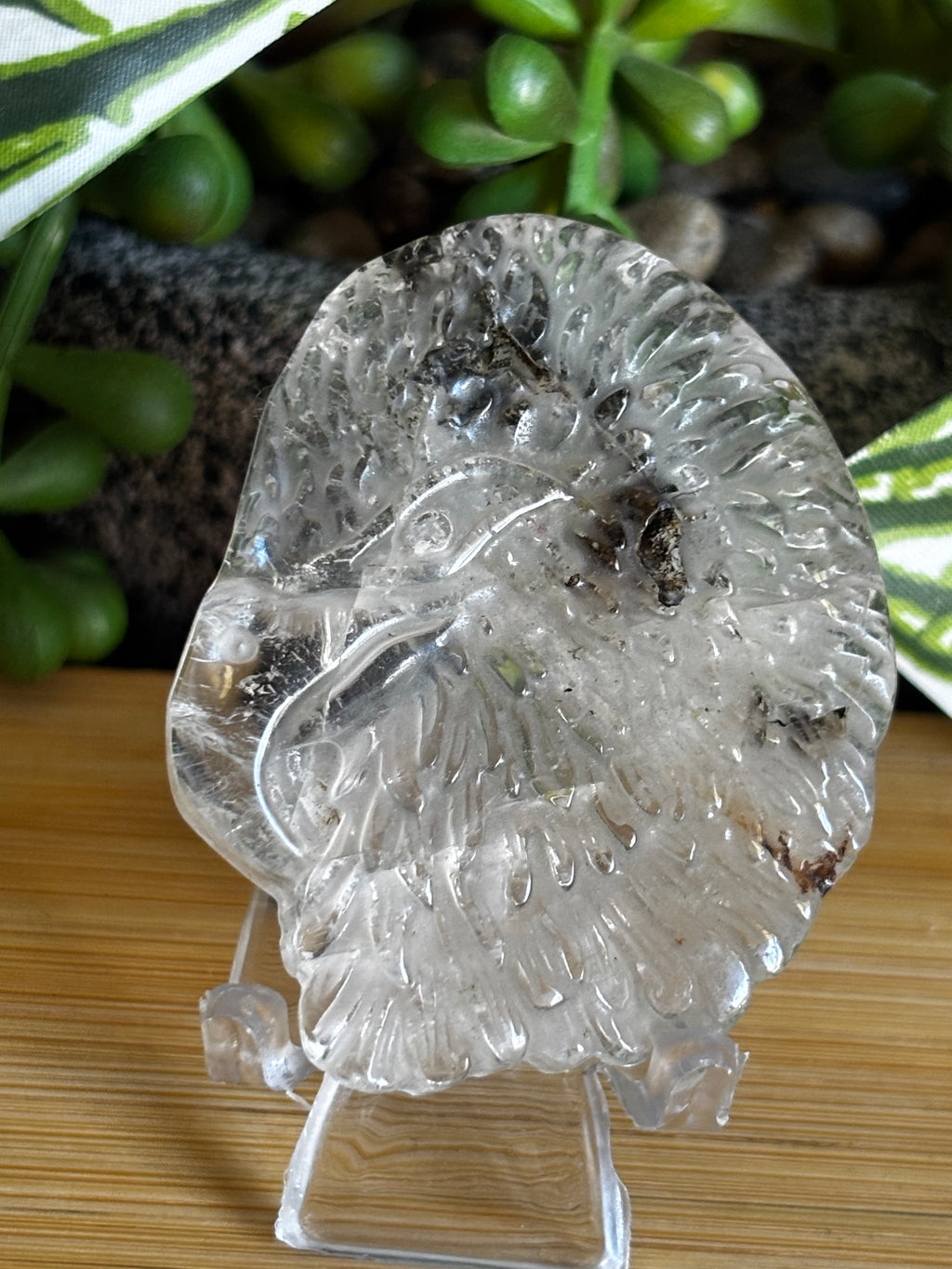 Garden Quartz Eagle Head Carving