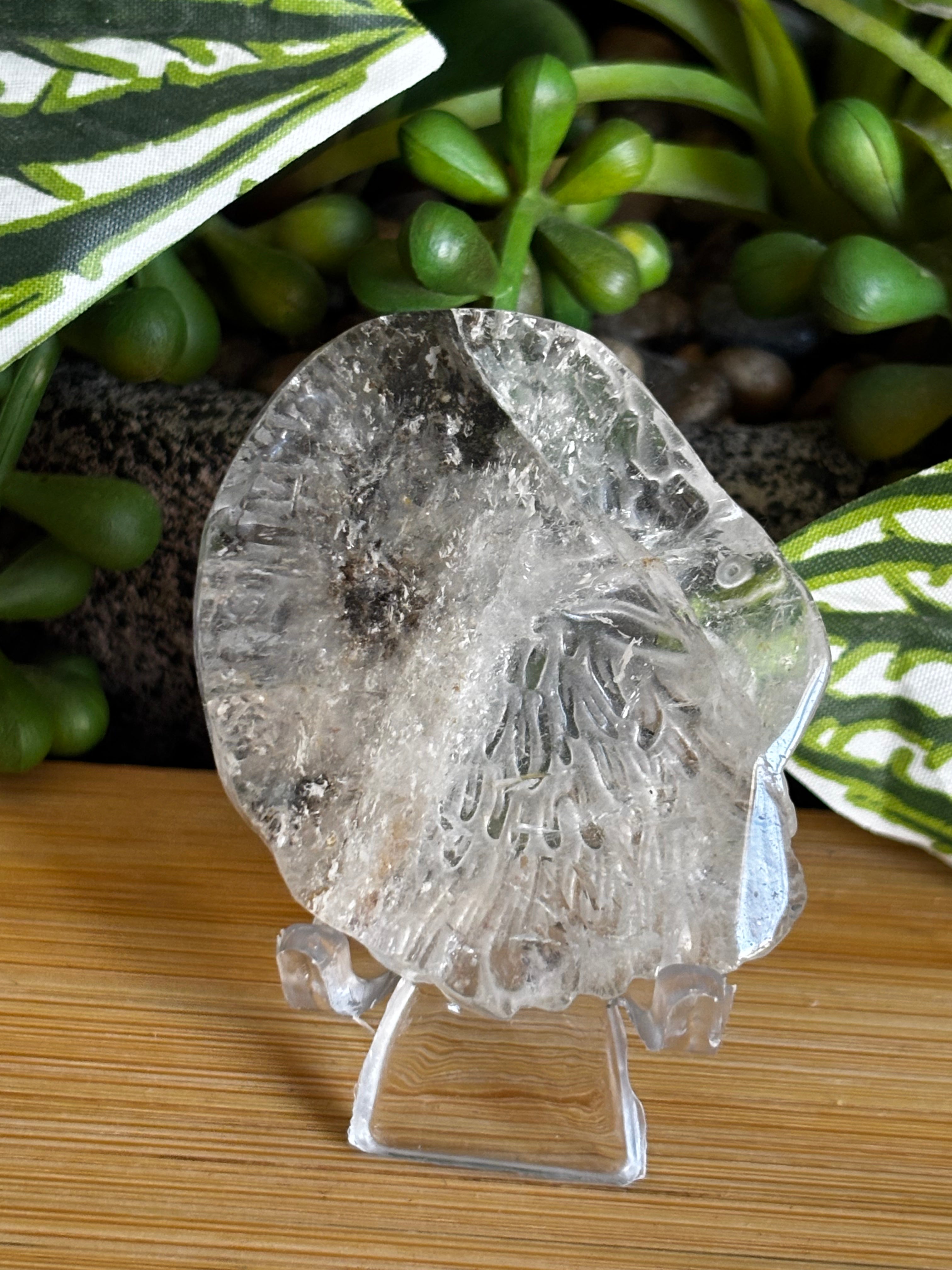 Garden Quartz Eagle Head Carving