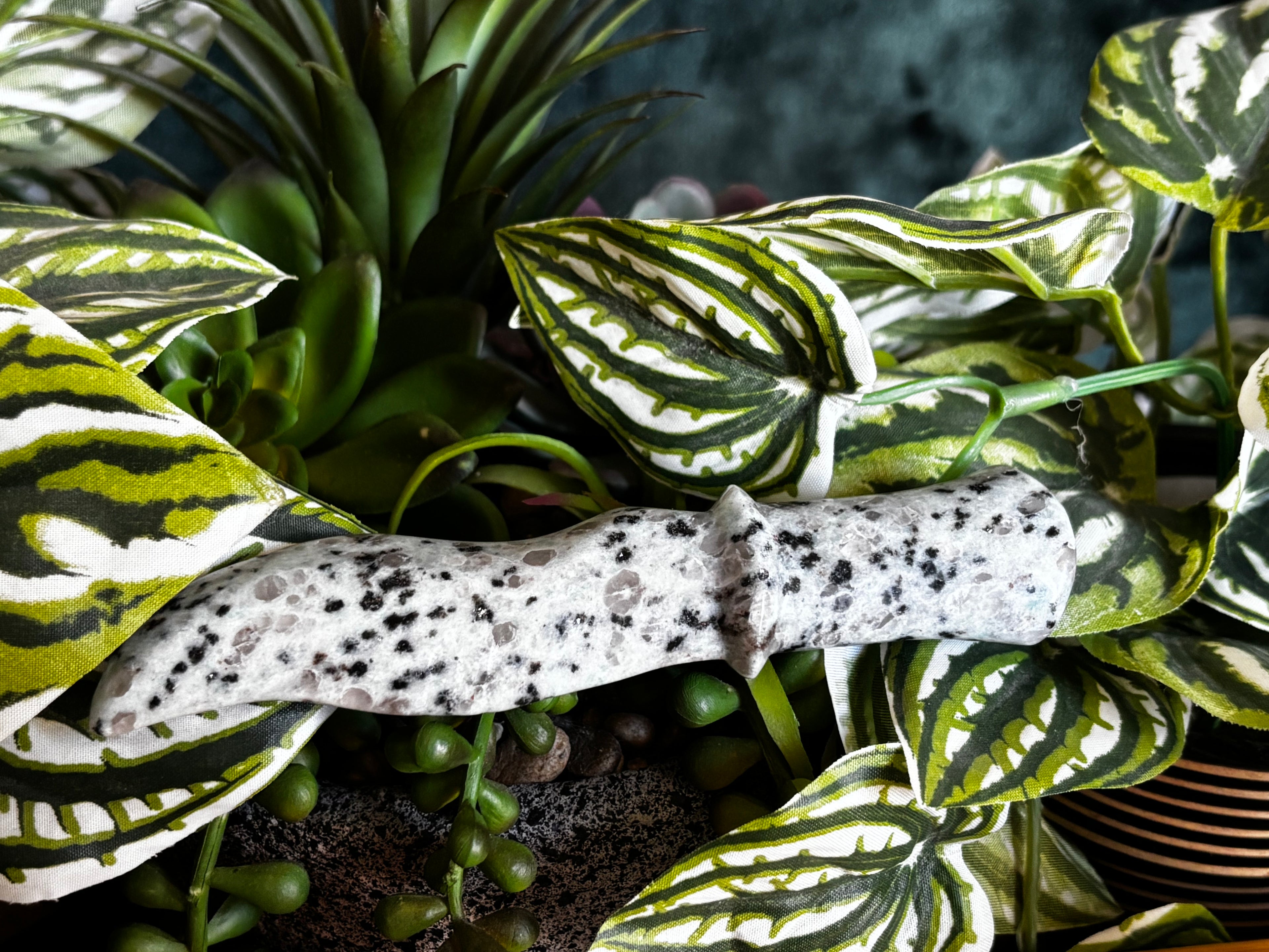 Kiwi Jasper Dagger Carving