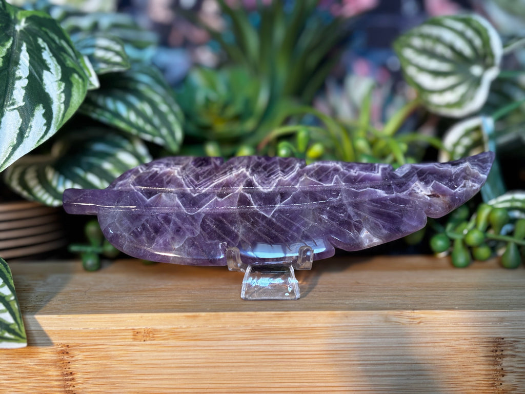 Dream Amethyst Feather Carving