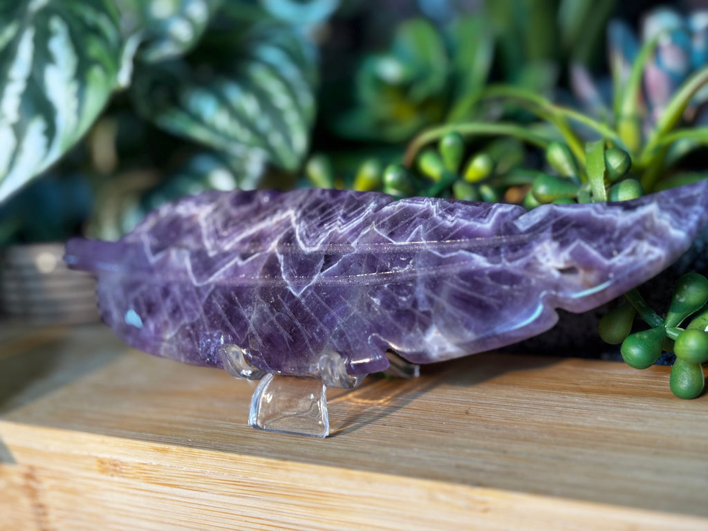 Dream Amethyst Feather Carving
