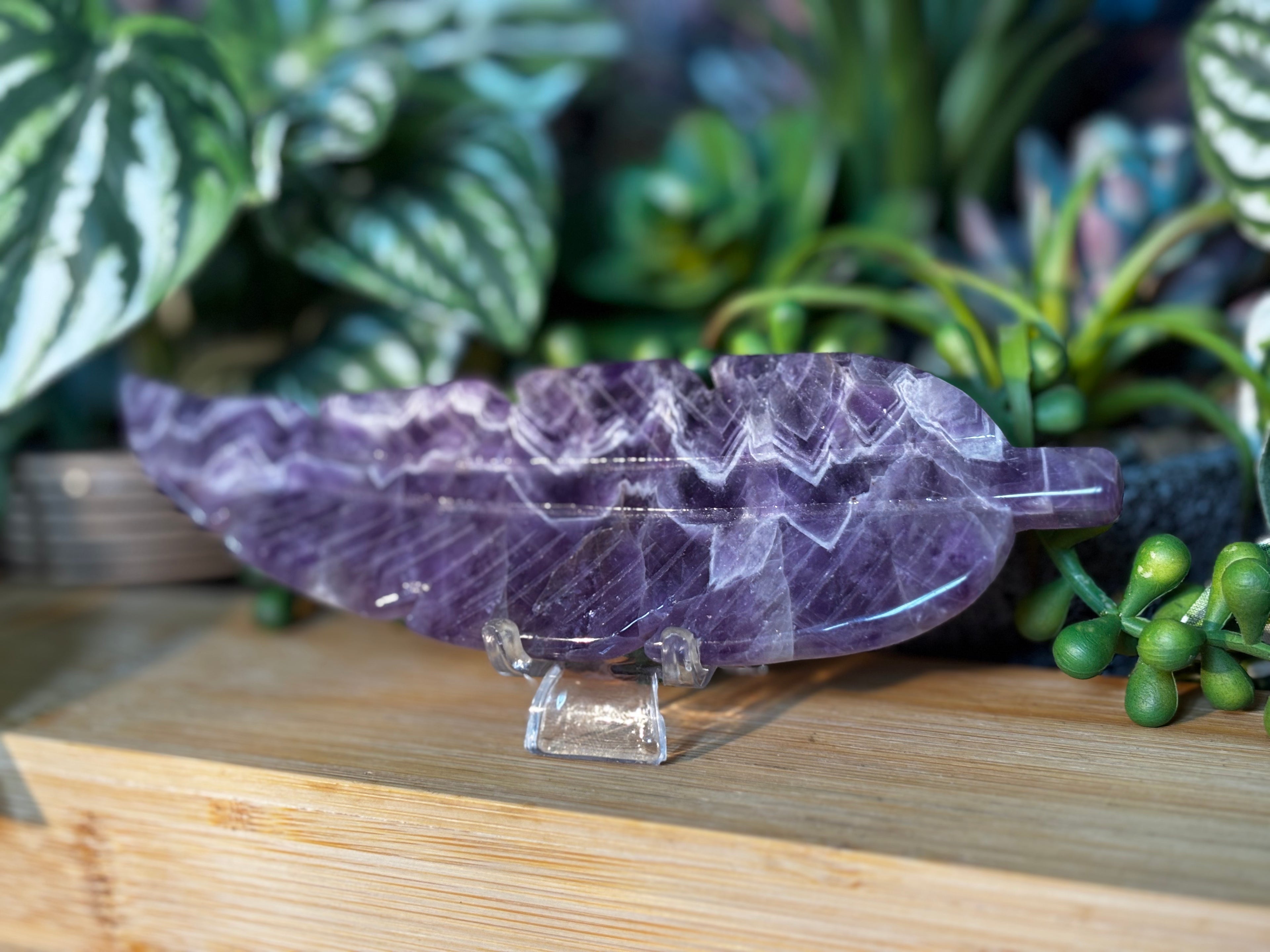 Dream Amethyst Feather Carving