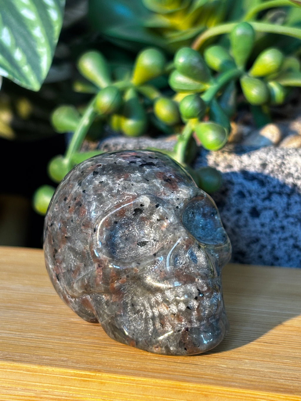 Yooperlite Skull Carving