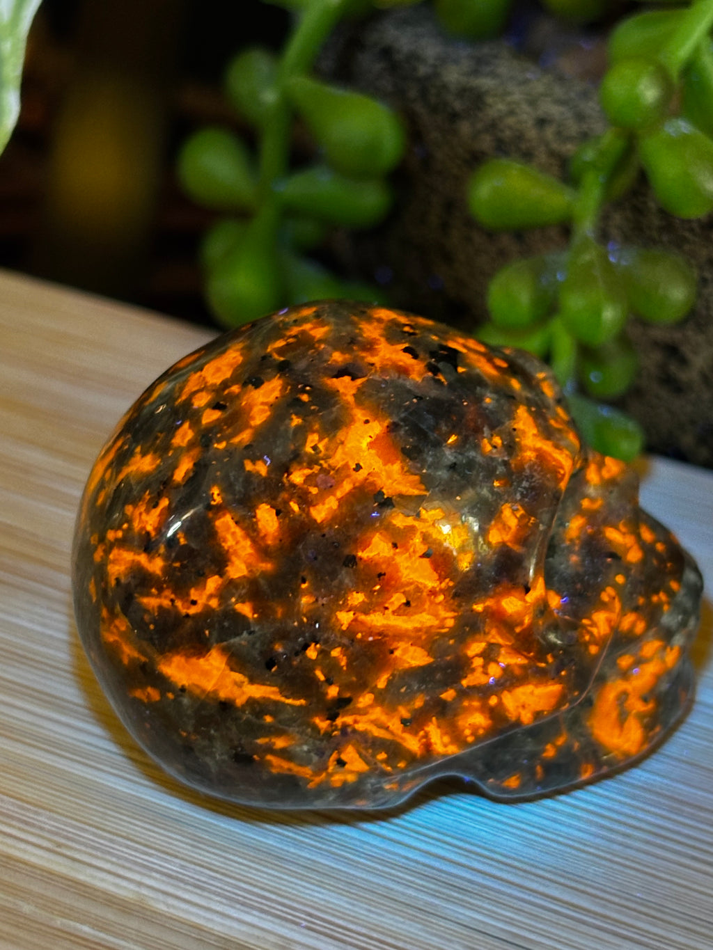 Yooperlite Skull Carving