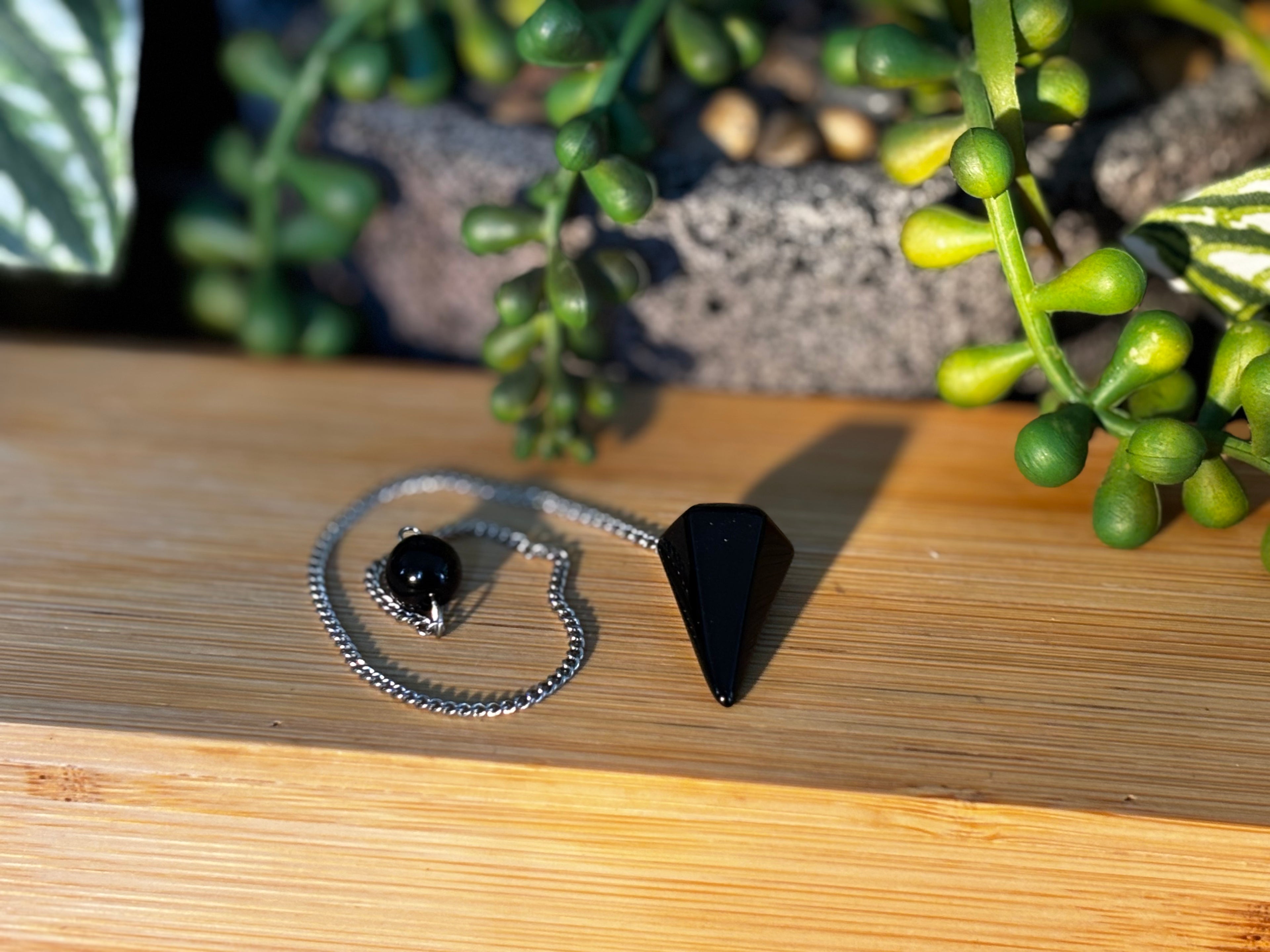 Obsidian Pendulum